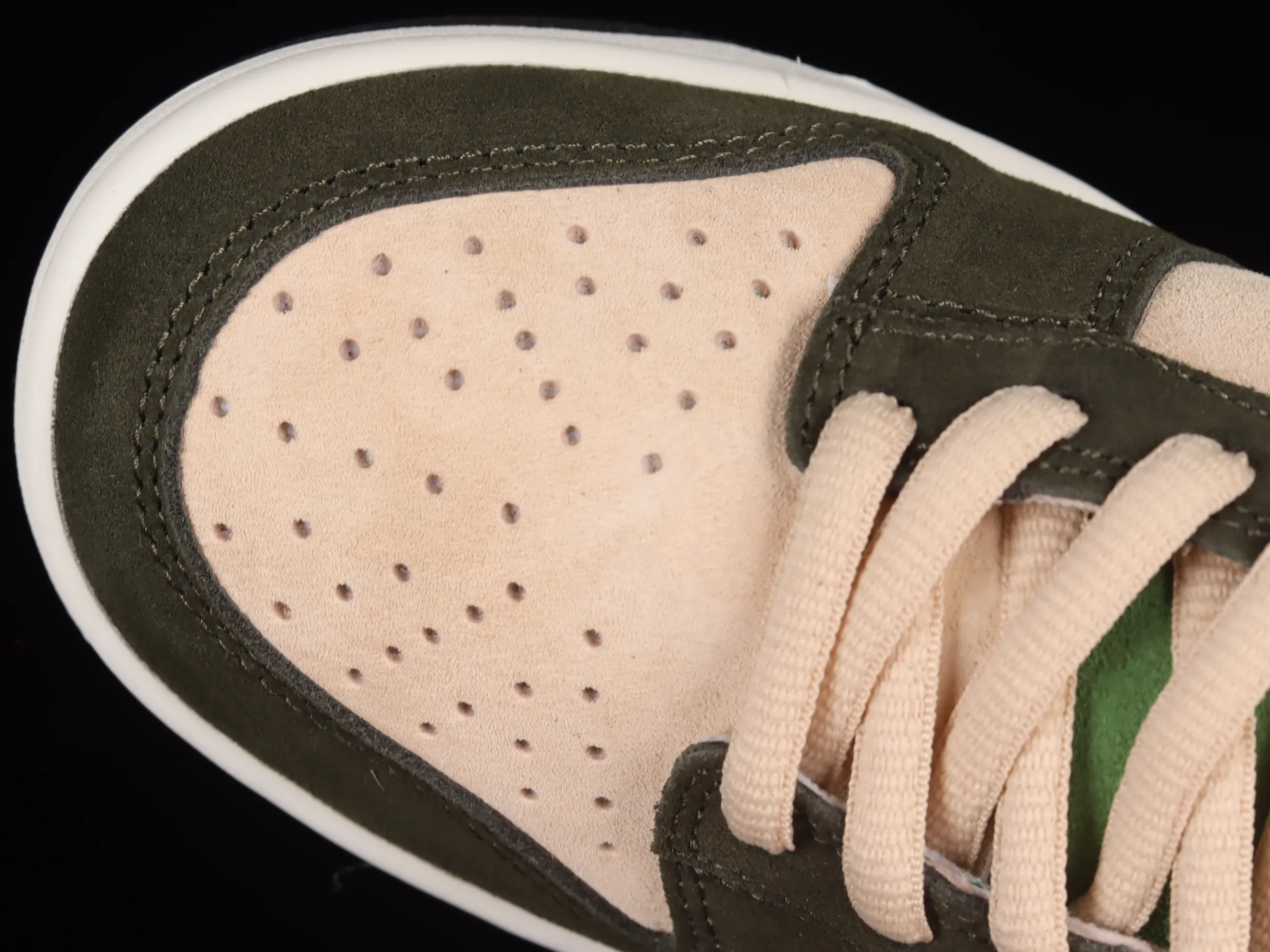 All Categories Nk SB Dunk Series Nk SB Dunk Low Low-top sneakers Otomo Katsuhiro x Nk SB Dunk Low "Steamboy OST" Creative customization collaboration Otomo Katsuhiro joint SB low-top sports and leisure sneakers LF0039-025